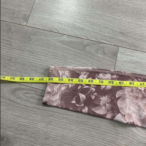 Athleta Elation Printed Tight Leggings Antoinette Velvety Pink - Picture 15 of 16